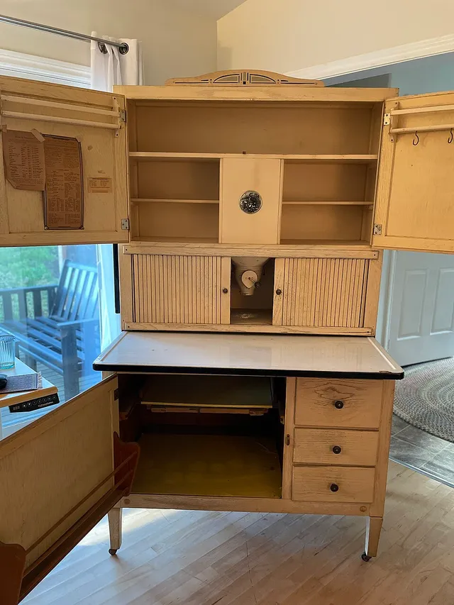 Hoosier cabinet
